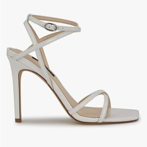 Nine West White Strappy Tidle Heels